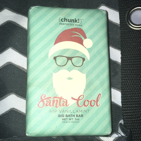 Perfectly Posh Santa Cool Chunk - Picture 1 of 1